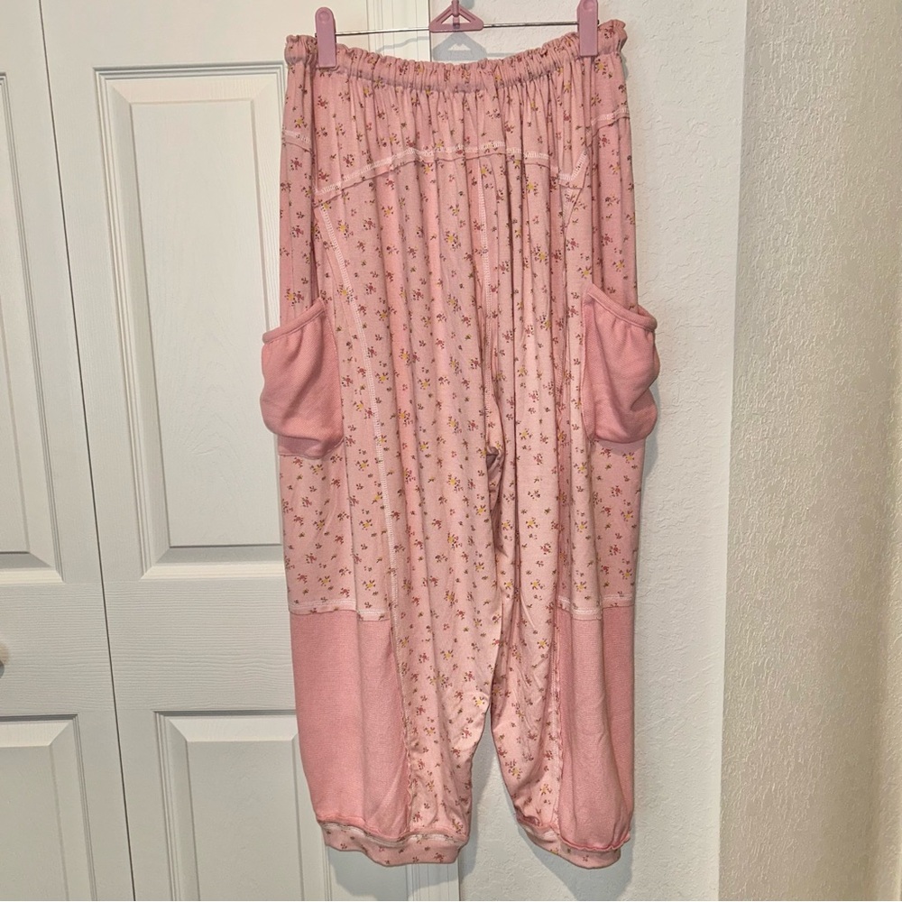 NWT POL Floral Lounge Pants - Picture 7 of 7